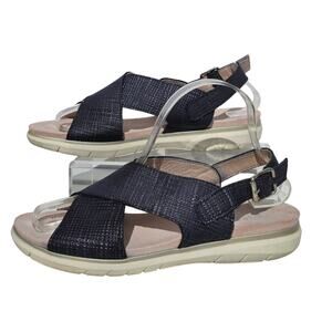 Pitillos women’s Blue Canvas Flat heel sandals in size 38 Or Us 7.5